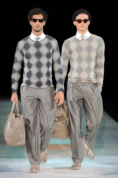 Look 5